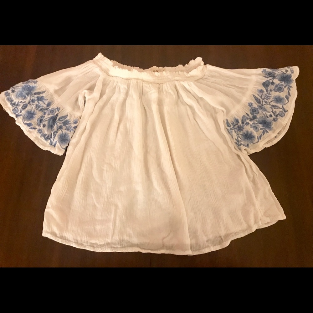 Hollister Off the shoulder Top